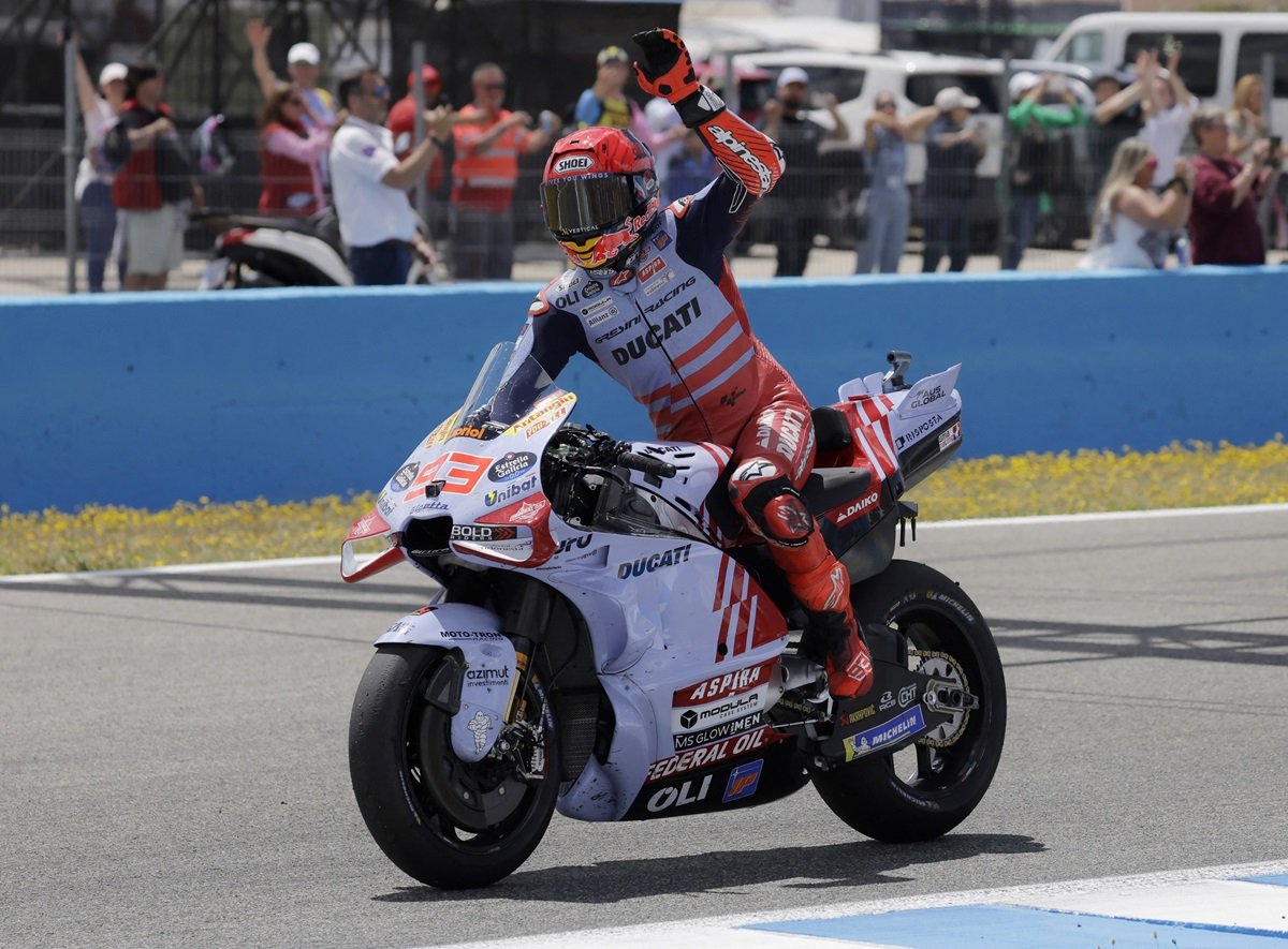 Aksi Marc Marquez Salip Dramatis Francesco Bagnaia di MotoGP Prancis 2024 Bikin Takjub, Alex Marquez: Dia Pembalap Tercepat!