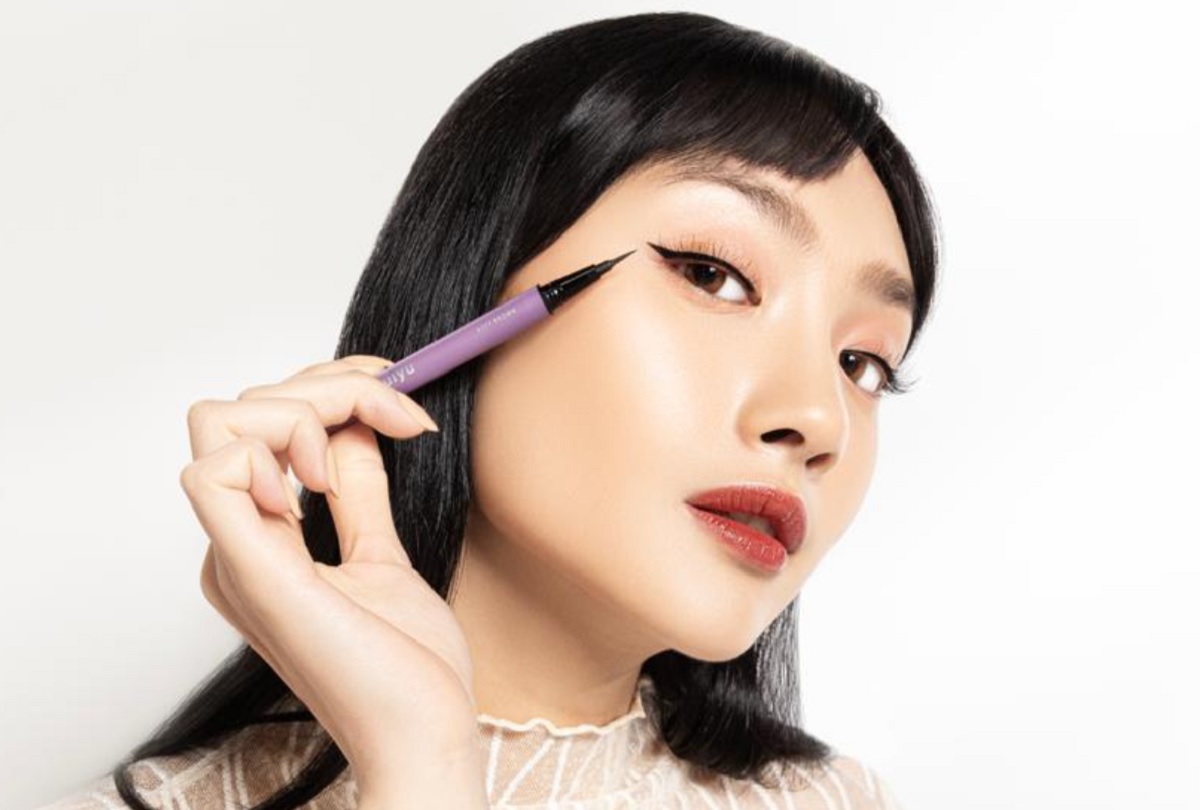 Panduan Memilih Eyeliner Sesuai Bentuk Mata: Tampil Memukau dengan Soulyu Precision Pro Matte Eyeliner