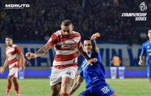 Menang Telak 3-0 atas Madura United, Bojan Hodak Ungkap Kunci Sukses Permainan Persib Bandung