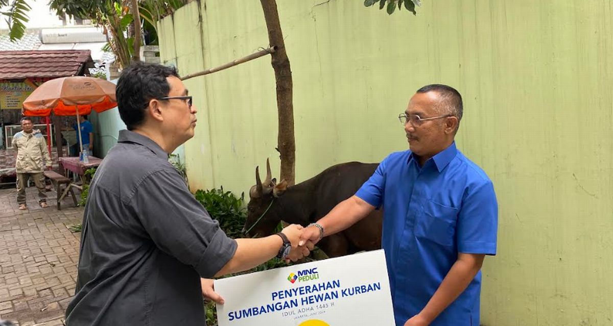 MNC Peduli Serahkan Satu Ekor Sapi sebagai Bentuk Kolaborasi dengan Kecamatan Menteng