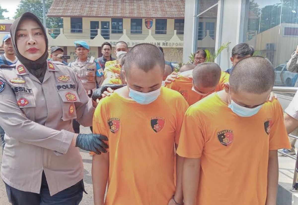 Polisi Bongkar Laboratorium Tembakau Sintetis di Tangsel dan Jakarta, 8 Pelaku Diamankan