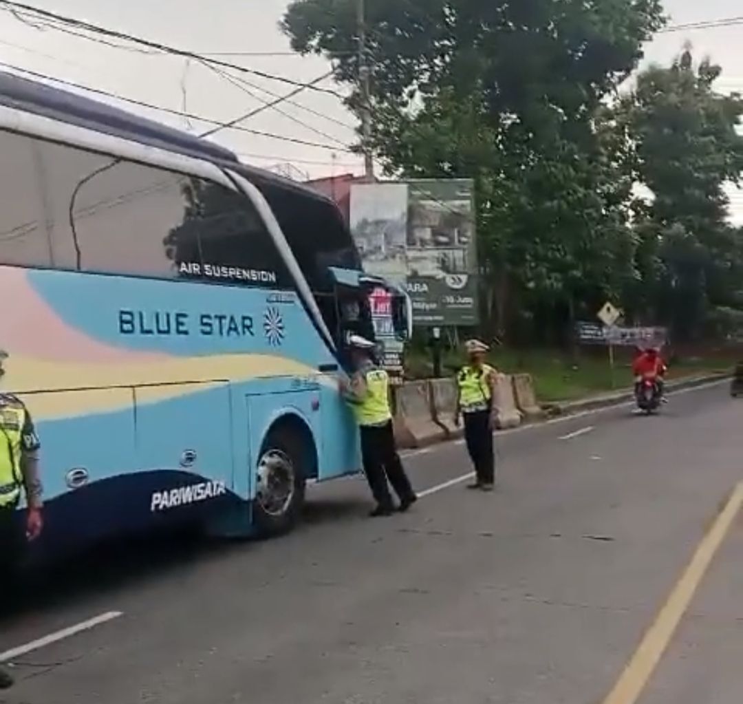 Polisi Cari Sopir Bus Bunyikan Klakson Telolet Dekat Sekolah di Sawangan Depok