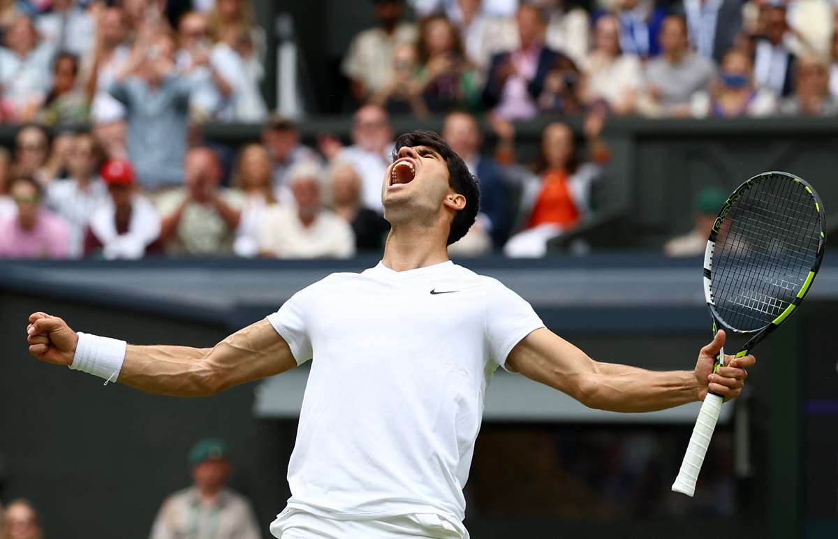 Hasil Semifinal Wimbledon 2024: Carlos Alcaraz Tembus Final Usai Kalahkan Daniil Medvedev