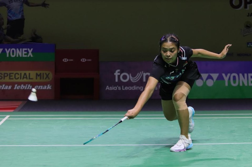 Kaki Bengkak Akibat Jatuh, Gregoria Mariska Fokus Pemulihan Jelang 16 Besar Indonesia Open 2024