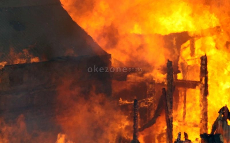 Kebakaran Rumah di Pulo Gadung Jaktim, 80 Petugas Damkar Meluncur ke Lokasi