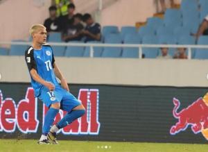 Kondisi Terkini Pemain Timnas Filipina Adrian Ugelvik yang Terkapar Usai Benturan dengan Kiper Timnas Indonesia Ernando Ari