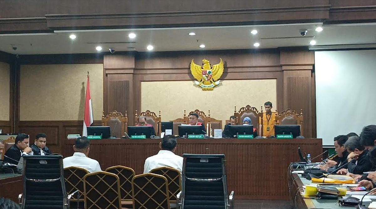 SYL Ungkap Honornya Dipegang Bawahan, Ajudan Bebas Ambil Uang