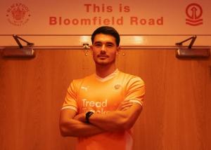 3 Pemain yang Bakal Jadi Pesaing Berat Elkan Baggott di Blackpool FC, Nomor 1 Pernah Perkuat Everton