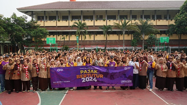 300 Siswa SMAN 51 Jakarta Ikut Pajak Bertutur 2024