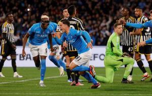 Hasil Napoli vs Juventus di Liga Italia 2023-2024: Partenopei Menang Tipis 2-1