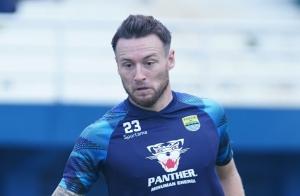 Piala Presiden 2024: Menang Lawan PSM Makassar, Marc Klok Yakin Bawa Persib Bandung ke Semifinal