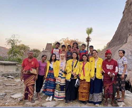 UI Angkat Ritual Adat Tanah Sumba ke Sastra Digital