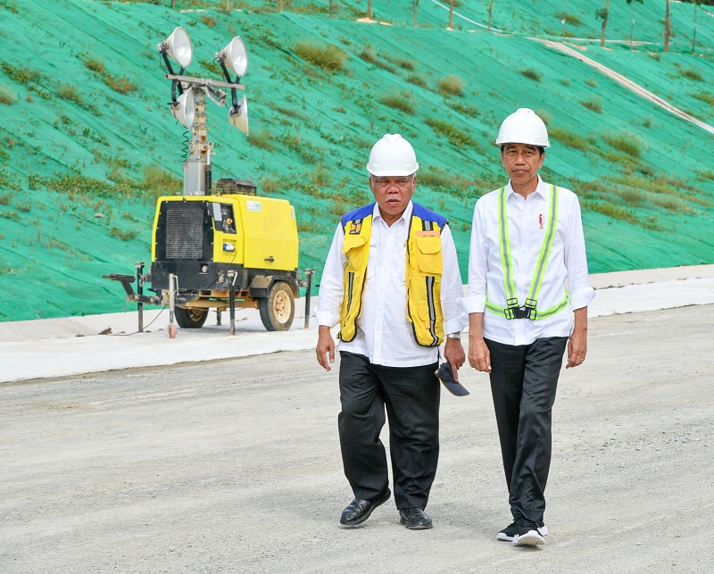 Satu Dekade Presiden Jokowi: Pembangunan Jalan Tol Tingkatkan Daya Saing